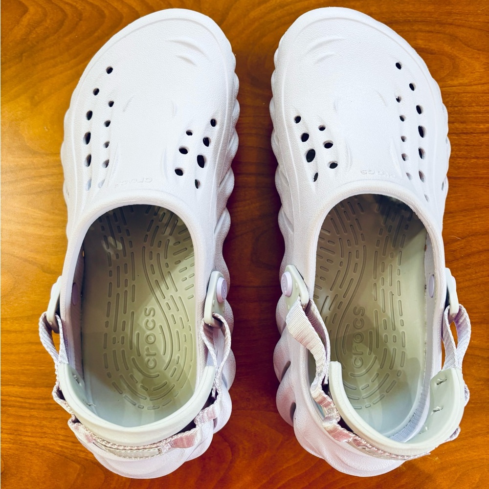 Lavender Echo Crocs - 8W/6M